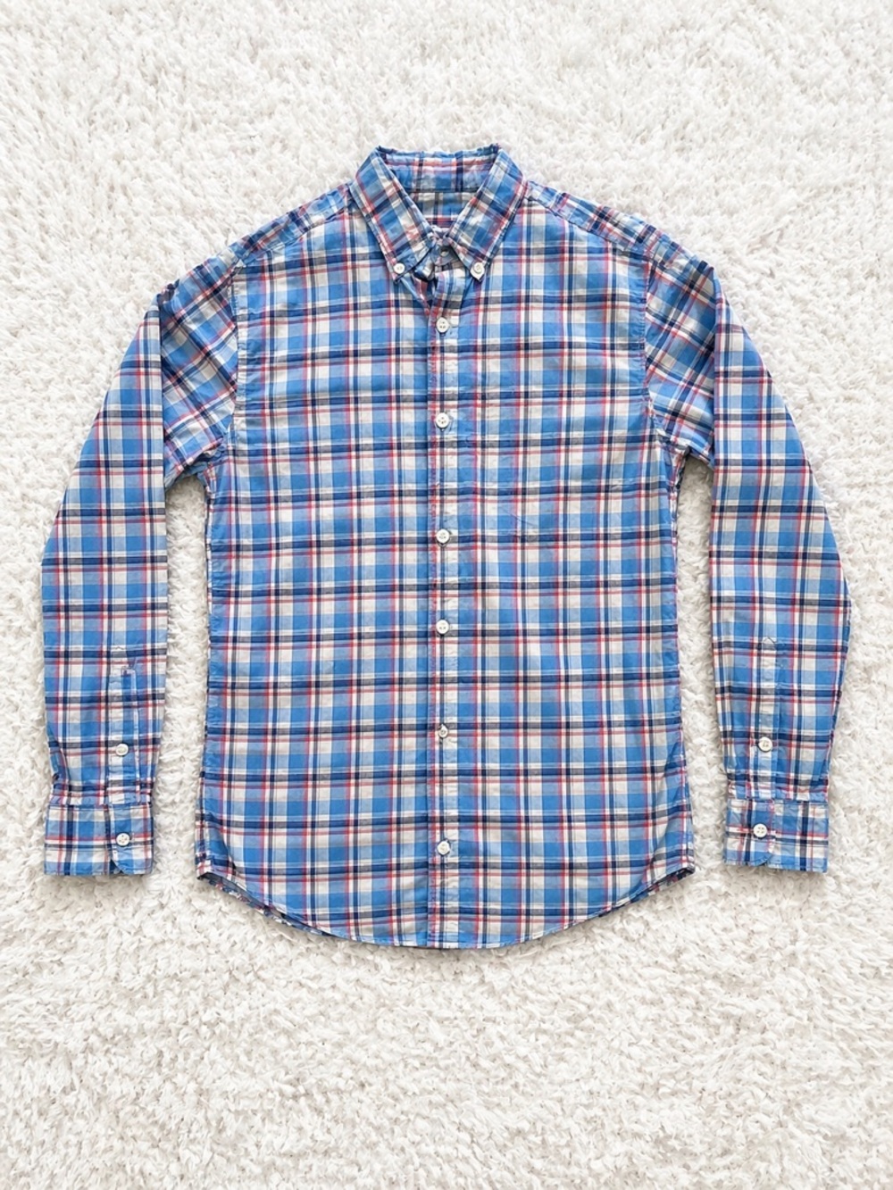 American Eagle Plaid Button Down Shirt XS Classic Fit Blue Red Soft Casual
